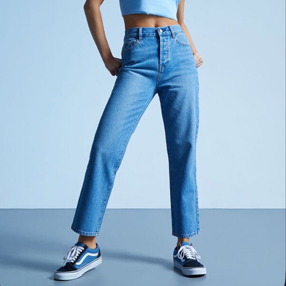 PacSun Medium Blue High Waisted Straight Leg Women's Jeans
